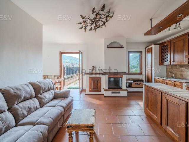 Appartamento in vendita a Cascia, Umbria