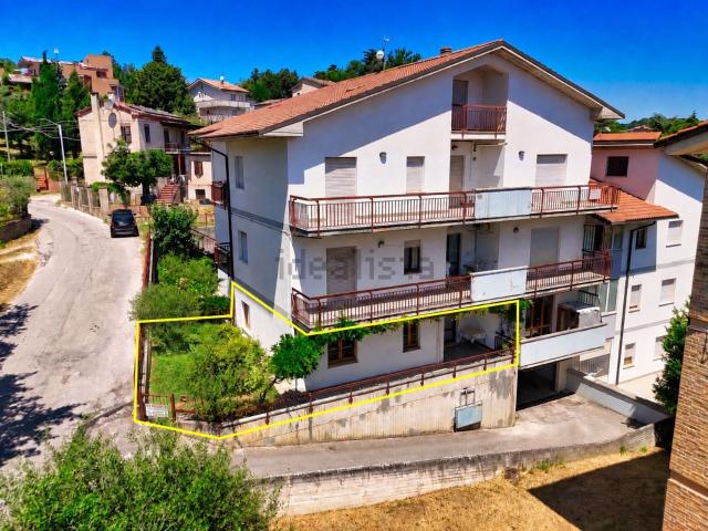 Appartamento in vendita a Marche, Macerata
