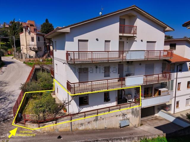 Appartamento in vendita a Marche, Macerata