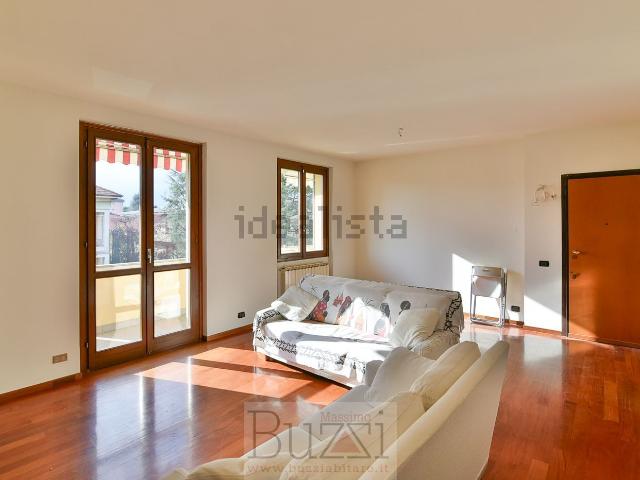 Appartamento in vendita a Birone, Giussano