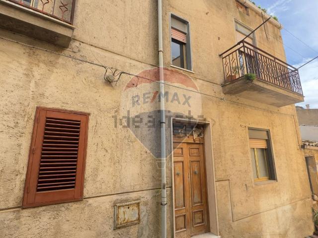 Appartamento in vendita a Caltavuturo, Sicilia