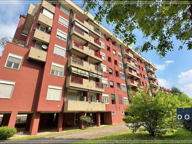 Appartamento in vendita a Municipio 8 di Milano, Milano