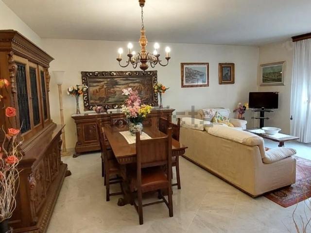 Appartamento in vendita a Empoli, Firenze