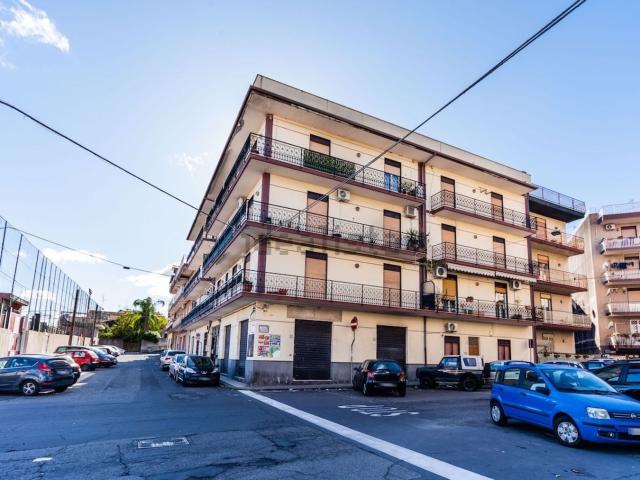 Appartamento in vendita a Aci Catena, Sicilia