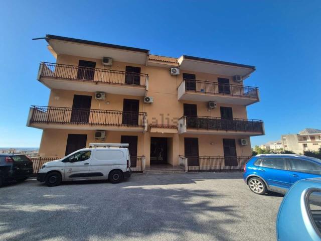 Appartamento in vendita a Carini, Sicilia