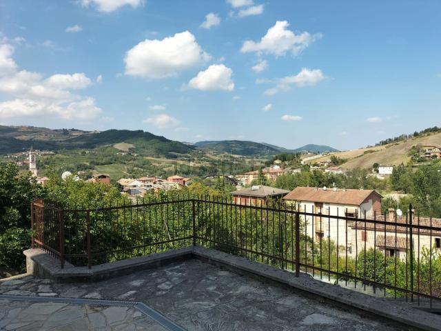 Appartamento in vendita a Perino, Coli