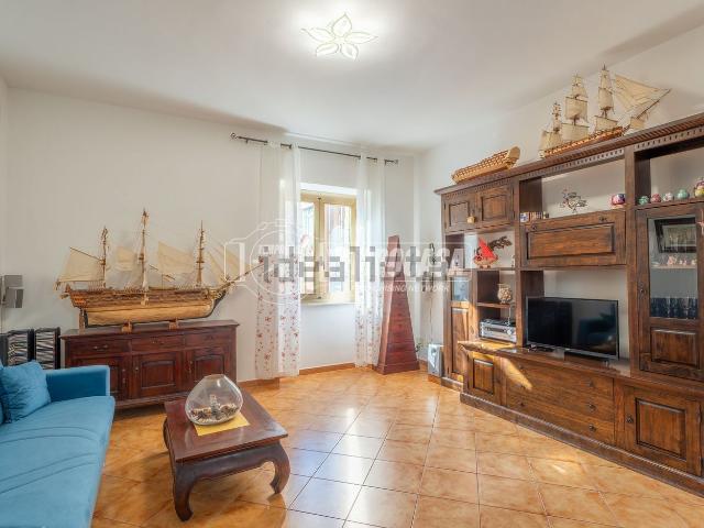 Appartamento in vendita a Porta a Terra, Piombino