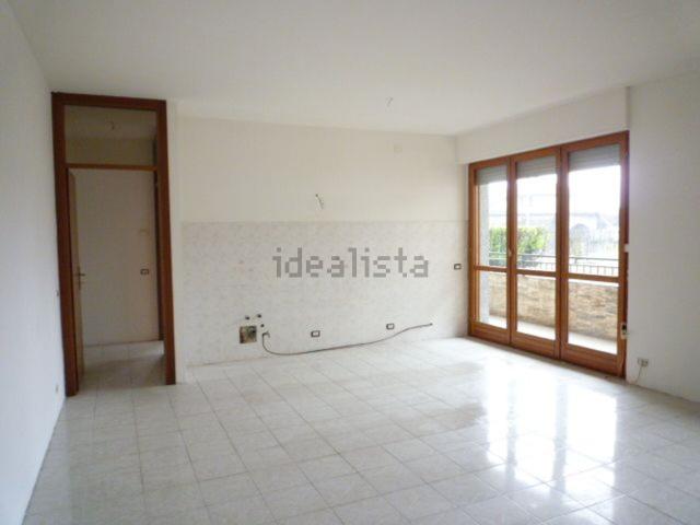 Appartamento in vendita a Meina, Novara