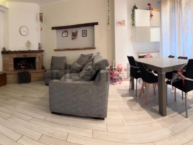 Appartamento in vendita a Cenerente, Umbria