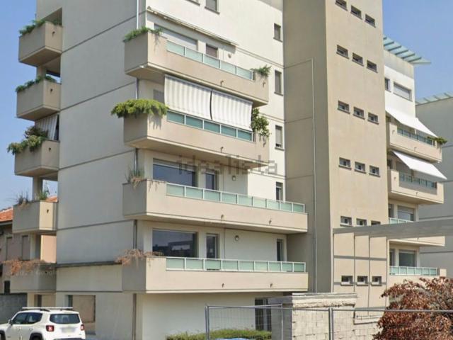 Appartamento in vendita a Rebbio, Como