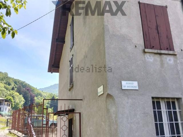 Appartamento in vendita a Faggeto Lario, Lombardia