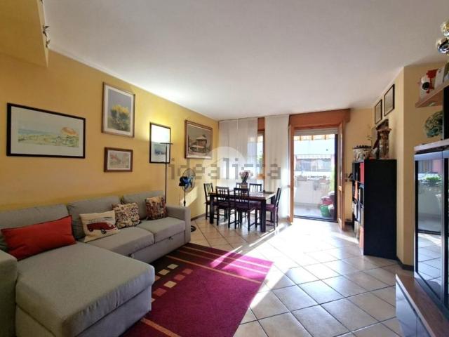 Appartamento in vendita a Vittuone, Milano