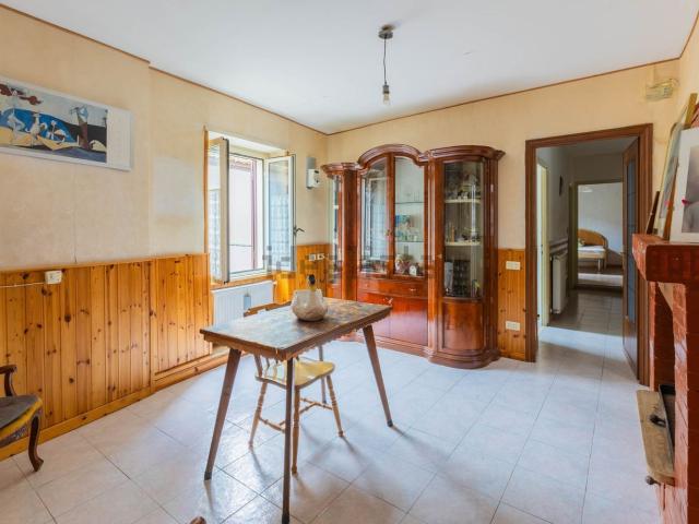 Appartamento in vendita a Salisano, Rieti