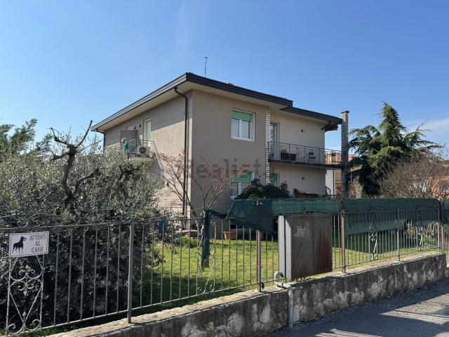 Appartamento in vendita a Pescantina, Veneto
