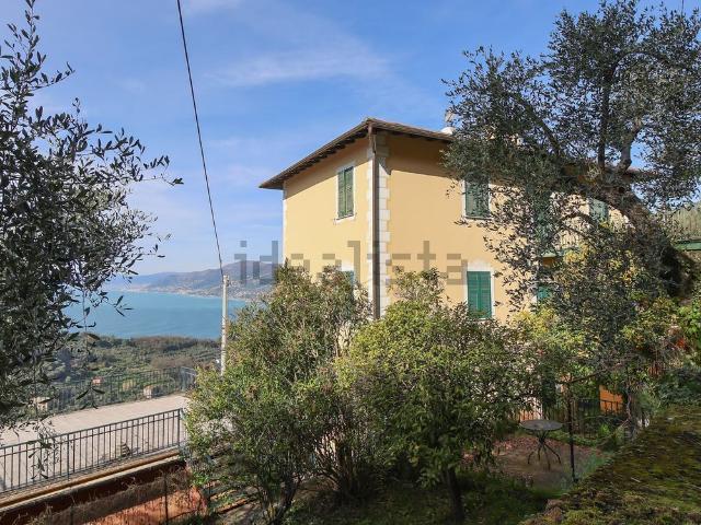 Appartamento in vendita a Camogli, Liguria