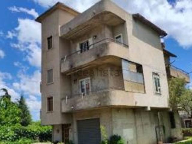 Appartamento in vendita a Calabria, Crotone
