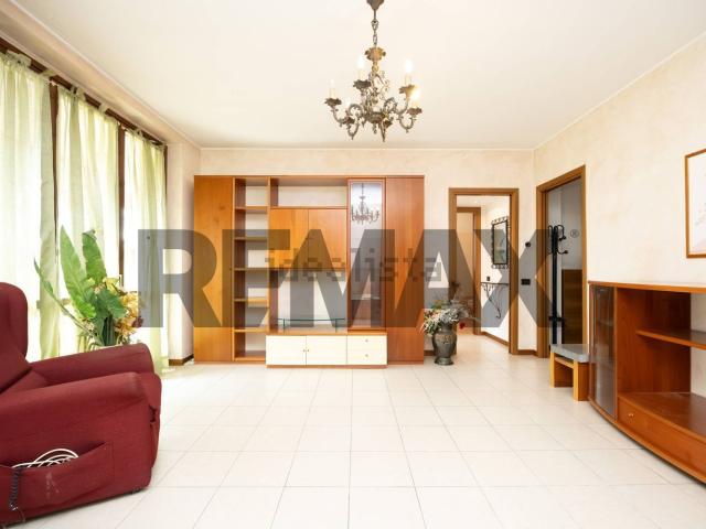 Appartamento in vendita a Cambiago, Lombardia