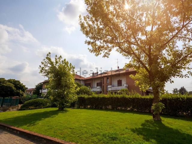 Appartamento in vendita a Omate, Agrate Brianza