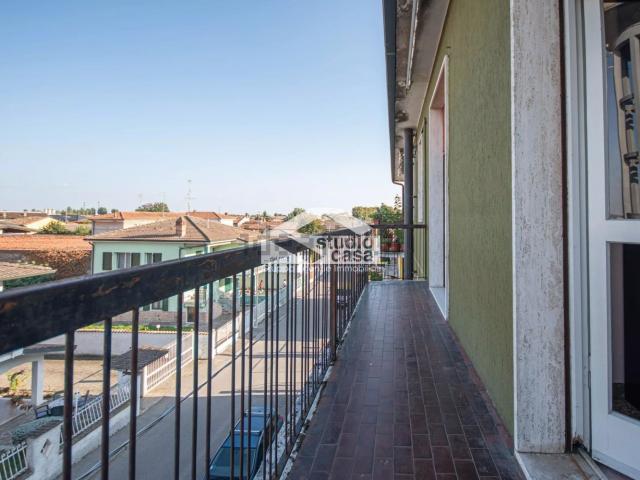 Appartamento in vendita a Romanengo, Cremona