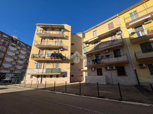 Appartamento in vendita a Rione San Ciro, Puglia