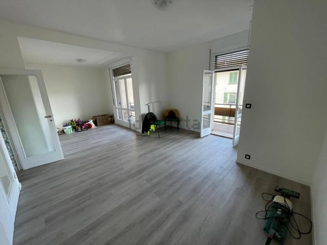 Appartamento in vendita a Paderno, Seriate