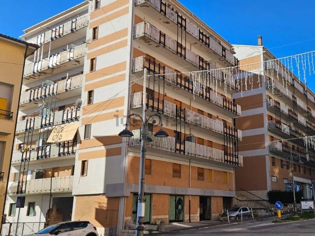 Appartamento in vendita a Montereale, Potenza