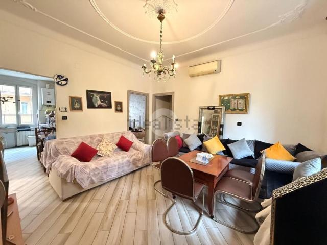 Appartamento in vendita a Centro Ovest, Serra Riccò
