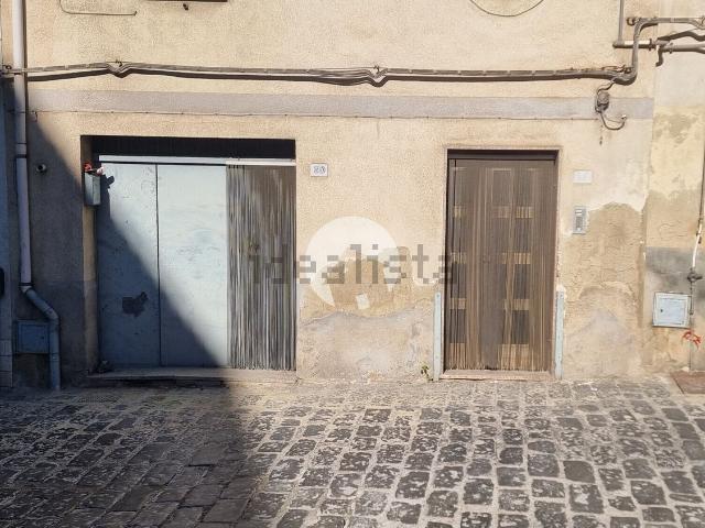 Appartamento in vendita a Nicosia, Sicilia