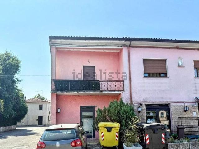 Appartamento in vendita a Zevio, Veneto