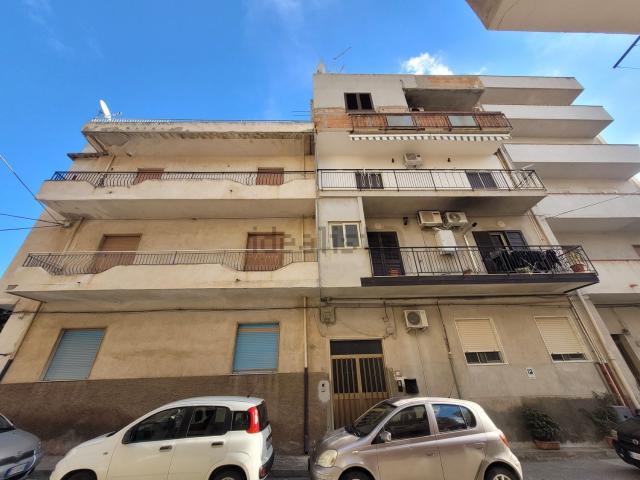 Appartamento in vendita a Calabria, Reggio Calabria