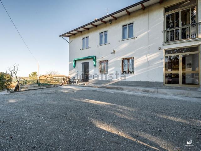 Appartamento in vendita a Unione di comuni Terre di Castelli, Savignano Sul Panaro