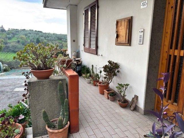 Appartamento in vendita a Lamporecchio, Toscana