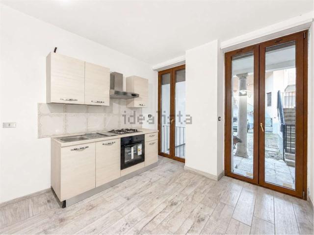 Appartamento in vendita a Casorezzo, Lombardia