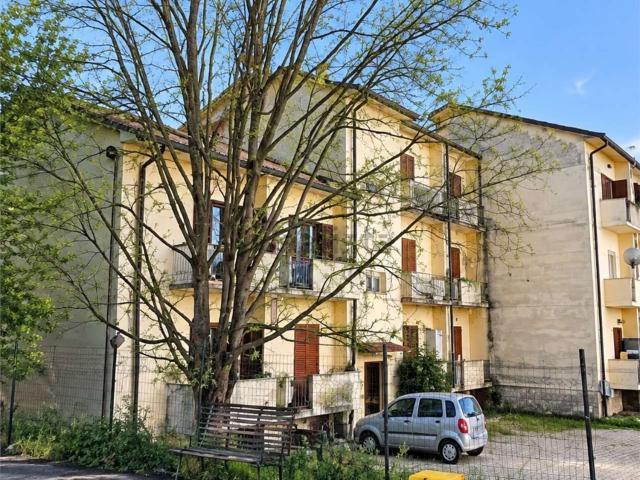 Appartamento in vendita a Carsoli, L'Aquila