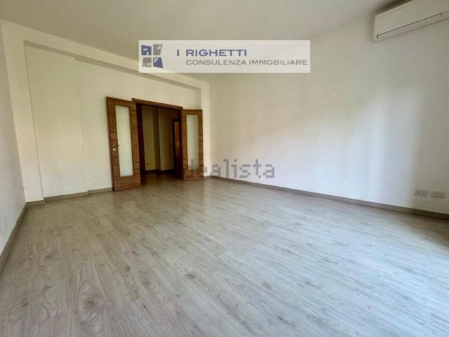 Appartamento in vendita a Centro storico, Brenzone
