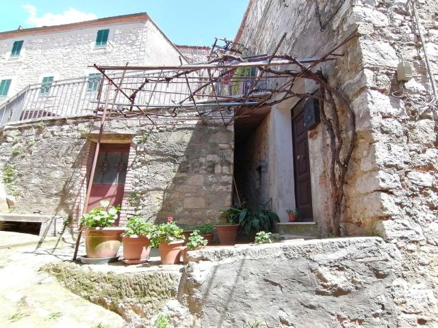 Appartamento in vendita a Unione dei Comuni Montani Amiata Grossetana, Semproniano