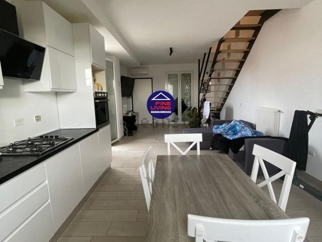 Appartamento in vendita a Pesaro, Pesaro E Urbino