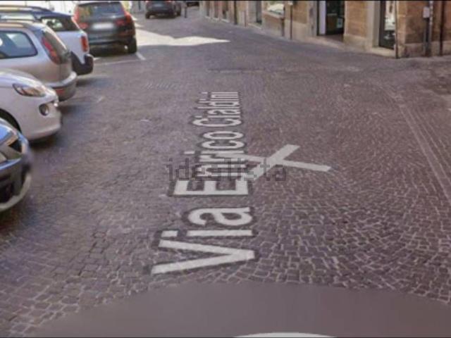 Appartamento in vendita a Centro, Marche