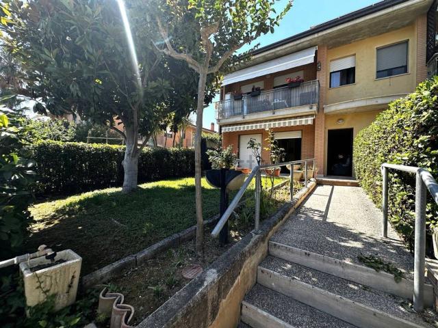 Appartamento in vendita a Marina di Altidona, Altidona
