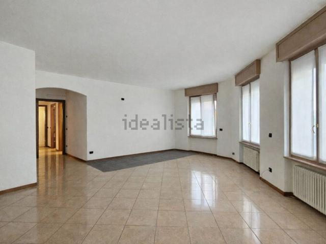 Appartamento in vendita a Treviglio, Bergamo