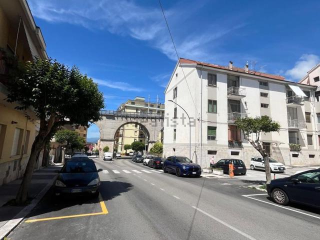 Appartamento in vendita a Isernia, Molise
