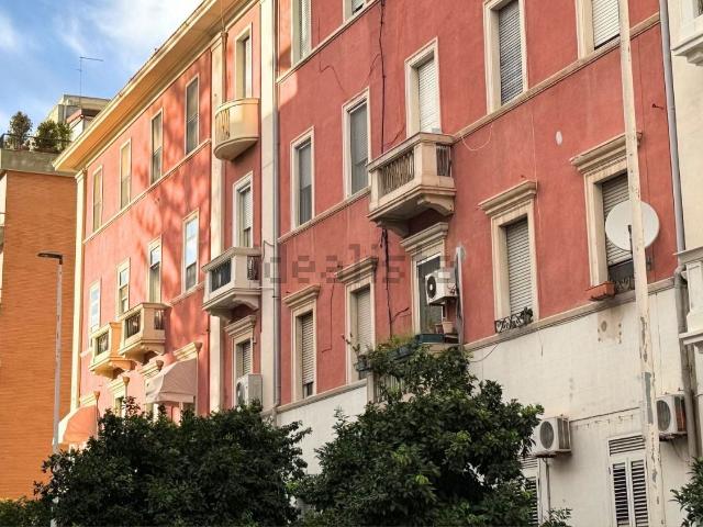 Appartamento in vendita a San Benedetto, Cagliari