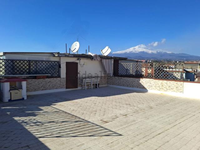 Attico in vendita a Tremestieri Etneo, Sicilia