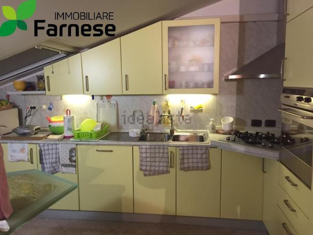 Appartamento in vendita a Piacenza, Reggio Emilia