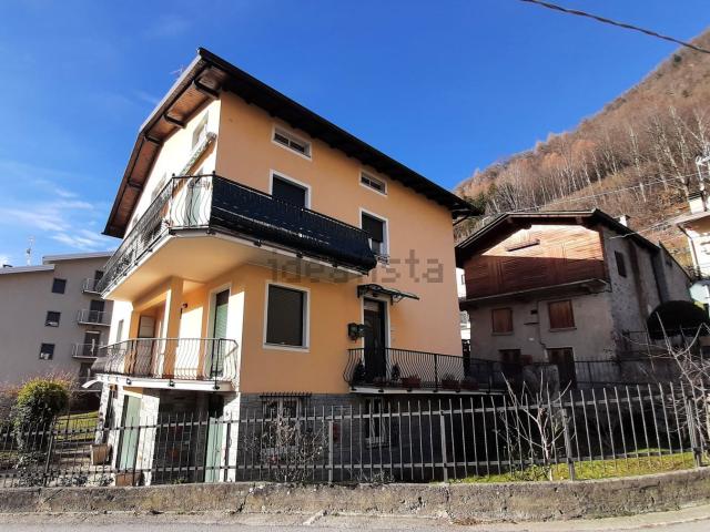 Appartamento in vendita a Tresivio, Lombardia