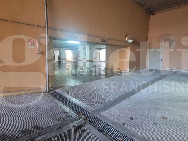 Appartamento in vendita a Municipio 2, Puglia
