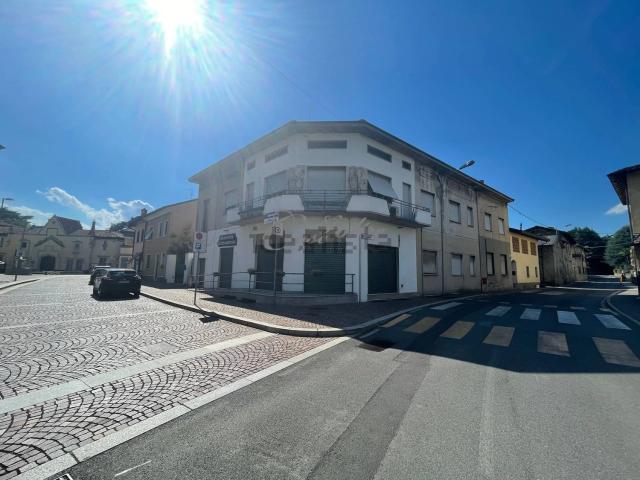 Appartamento in vendita a Novedrate, Lombardia