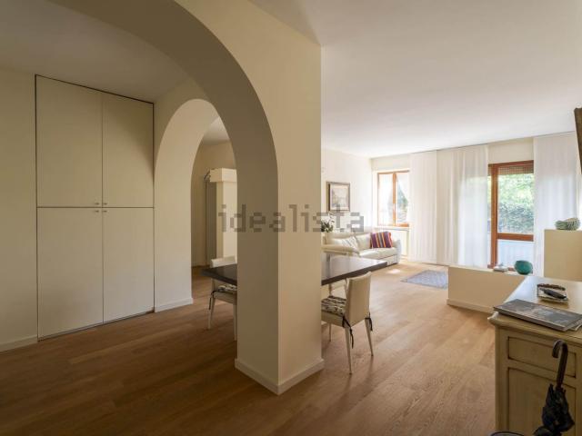 Appartamento in vendita a Comunità Montana Parco Alto Garda bresciano, Gardone Riviera