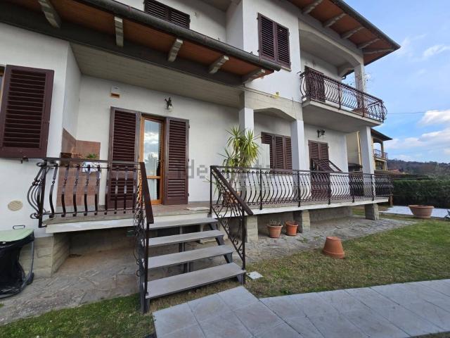 Appartamento in vendita a Loro Ciuffenna, Arezzo