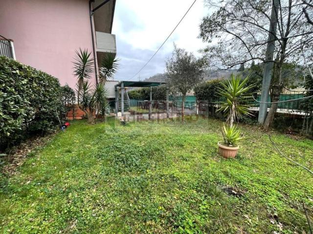 Appartamento in vendita a Bradia, Sarzana
